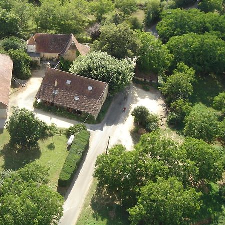 La Ferme De Maraval Bed & Breakfast Cenac-et-Saint-Julien Exterior photo