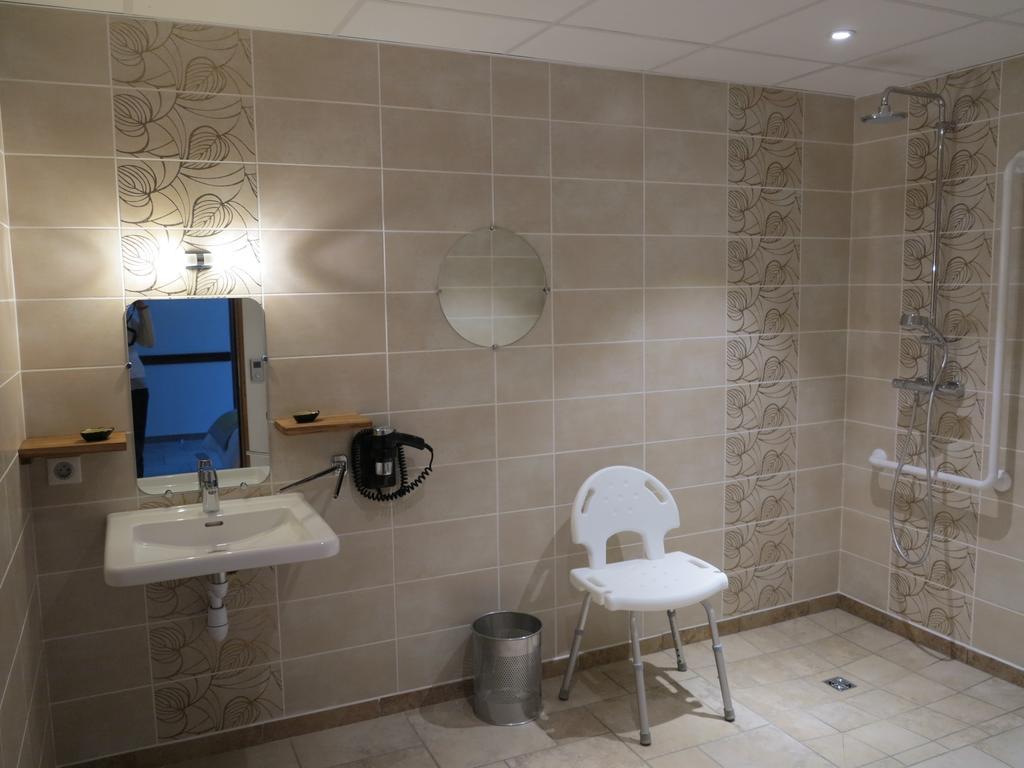 La Ferme De Maraval Bed & Breakfast Cenac-et-Saint-Julien Room photo